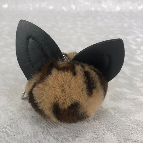 Rosetti Leopard and Black Multi-Pocket Small Purse with Pom-Pom Cat Keychain - Picture 4 of 12